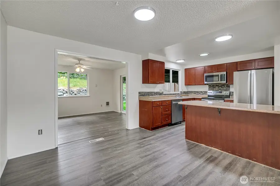 348 NE Holly Leaf Lane, Bremerton, WA 98311 - #2