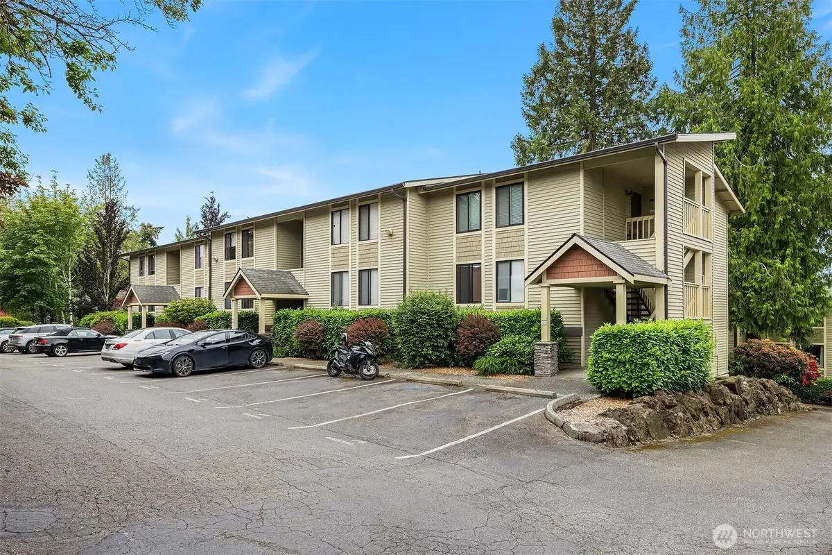 11801 100th Avenue Ne #A103, Kirkland, WA 98034 - #1