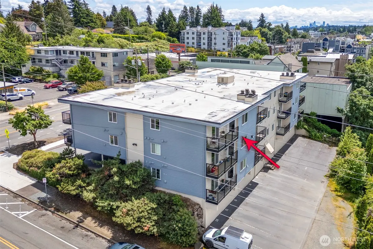9255 Greenwood Avenue N #31, Seattle, WA 98103 - #1