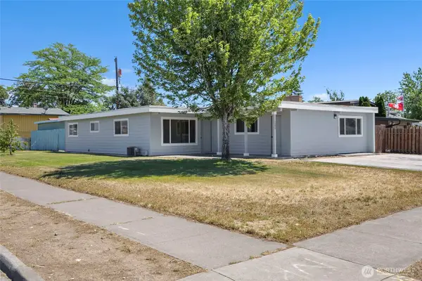 1003 S Evergreen Drive, Moses Lake, WA 98837