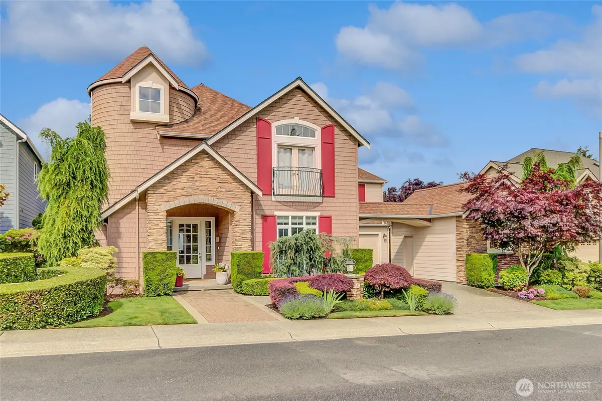 323 240th Place Se, Sammamish, WA 98074 - #1