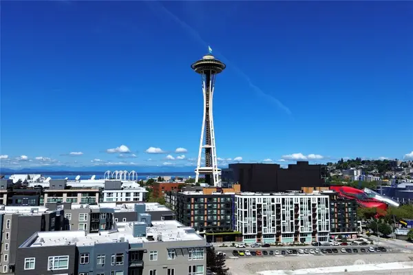 699 John Street #308, Seattle, WA 98109