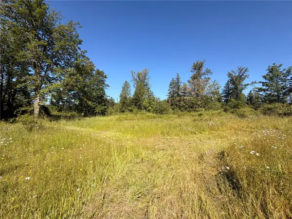 10252 400th Street E, Eatonville, WA 98328