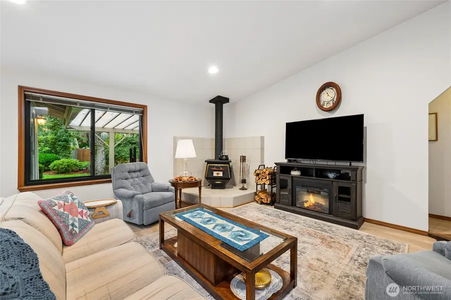 4627 Indian Summer Drive Se, Olympia, WA 98513 - #3