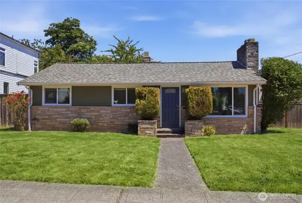 5968 44th Avenue S, Seattle, WA 98118