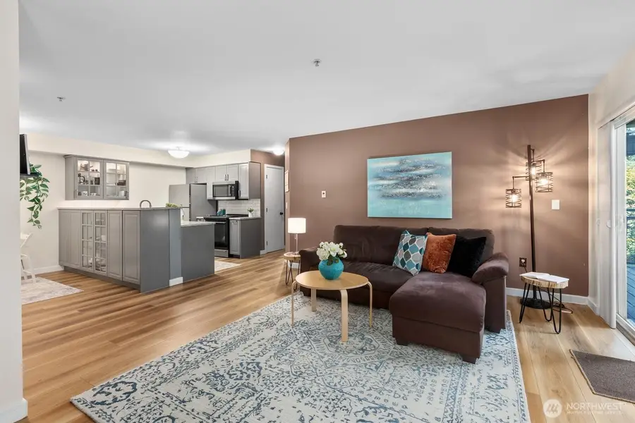 5501 Lakemont Boulevard Se #102, Bellevue, WA 98006 - #2