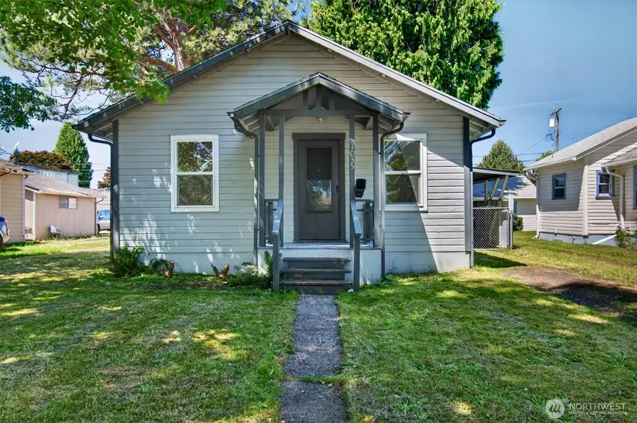 1035 16th Avenue, Longview, WA 98632 - #2