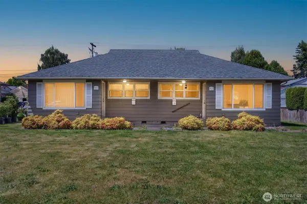 921 17th Avenue, Longview, WA 98632