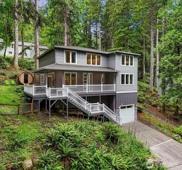 32 Hillside Place, Bellingham, WA 98229