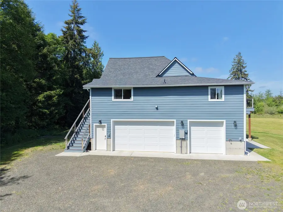 1518 Ocean Beach Road, Hoquiam, WA 98550 - #2