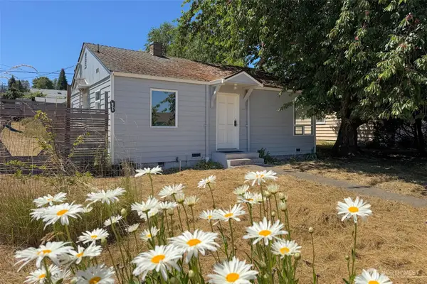 938 E 6th Street, Port Angeles, WA 98362