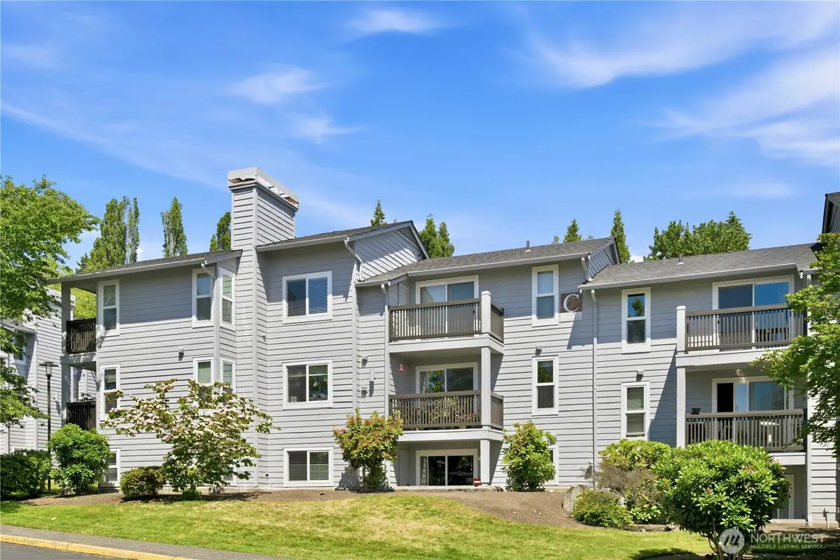 6700 Ne 182nd St #C201, Kenmore, WA 98028 - #1