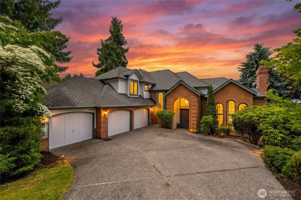 8762 Paisley Drive Ne, Seattle, WA 98115 - #1