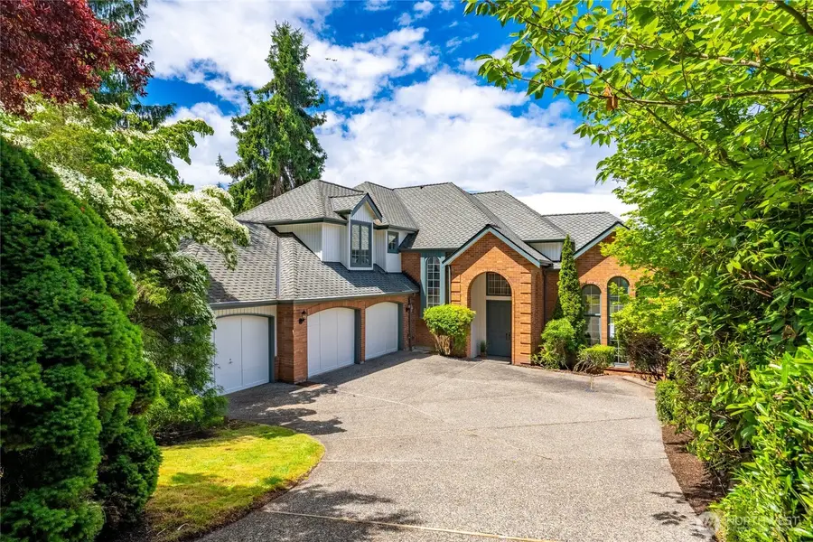 8762 Paisley Drive Ne, Seattle, WA 98115 - #2