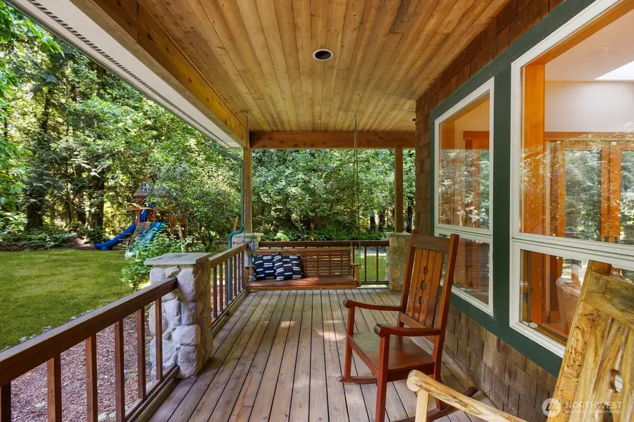 14677 Sivertson Road Ne, Bainbridge Island, WA 98110 - #3