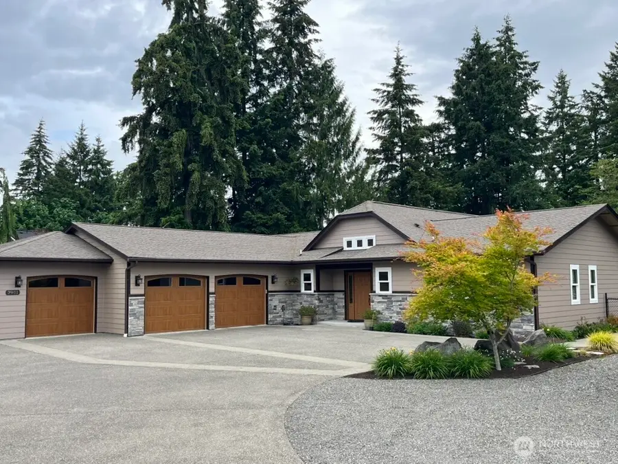 2901 S Bay Road Ne, Olympia, WA 98506 - #3