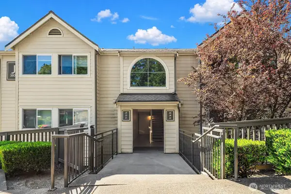 3809 131st Lane Se #J2, Bellevue, WA 98006