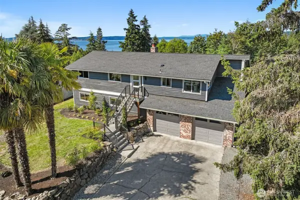9100 Olympic View Drive, Edmonds, WA 98026