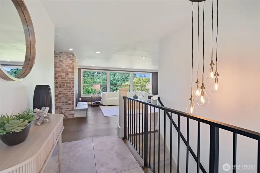 9100 Olympic View Drive, Edmonds, WA 98026 - #3
