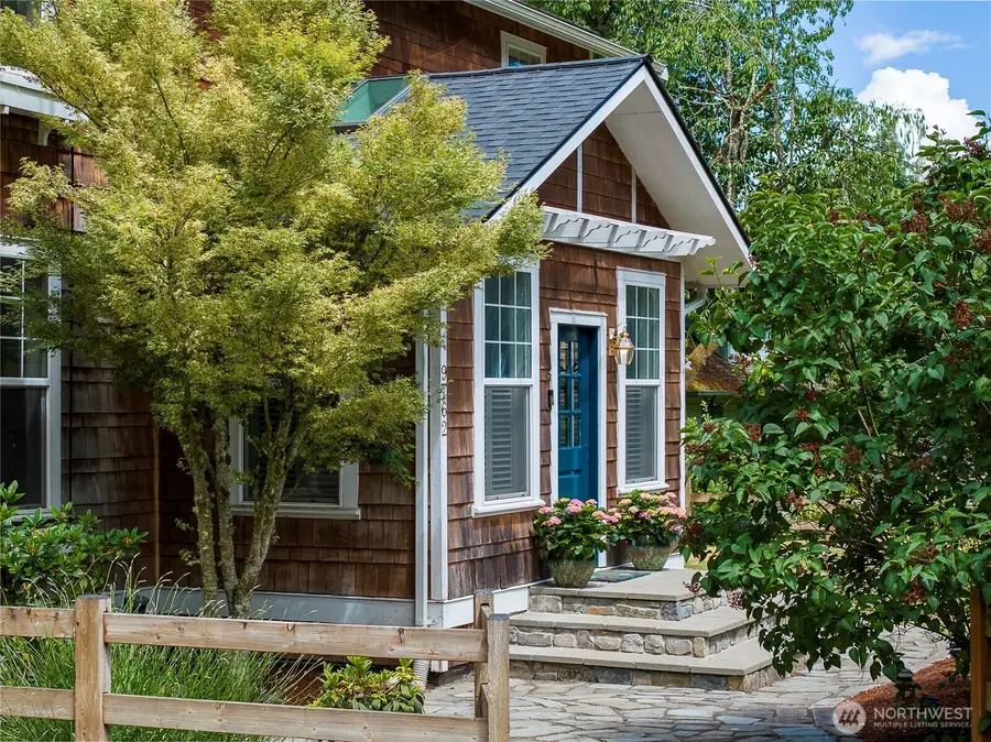 9762 NE Pine Street, Bainbridge Island, WA 98110 - #2