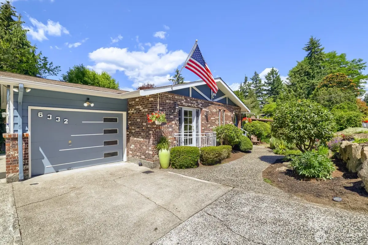 6332 NE 196th Street, Kenmore, WA 98028 - #1