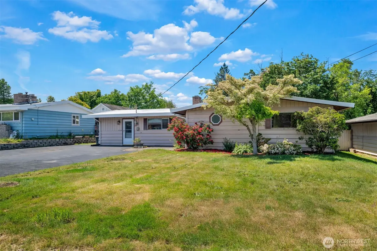 26845 15th Avenue S, Des Moines, WA 98198 - #1