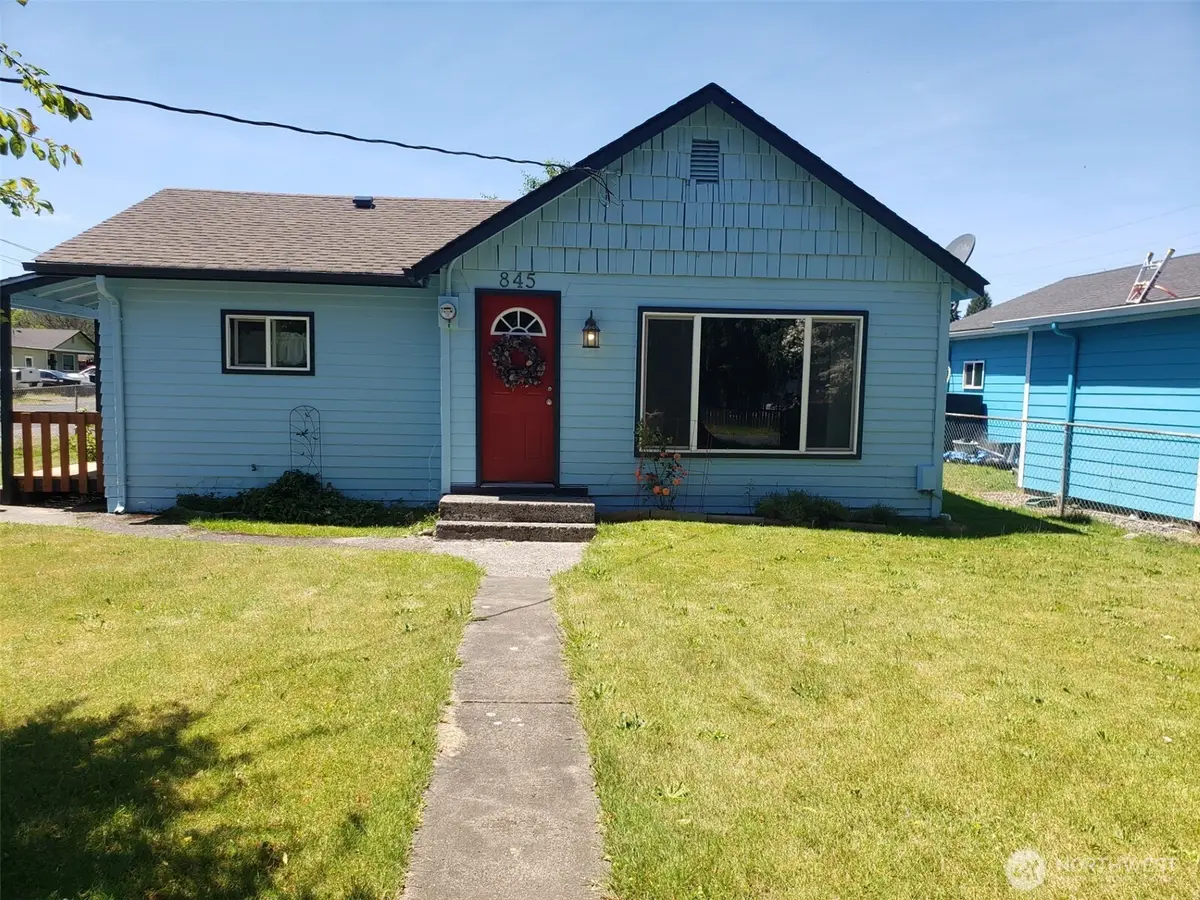 845 SW 3rd. Avenue, Castle Rock, WA 98611 - #1