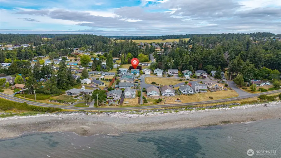 1086 Landing Circle, Oak Harbor, WA 98277 - #3