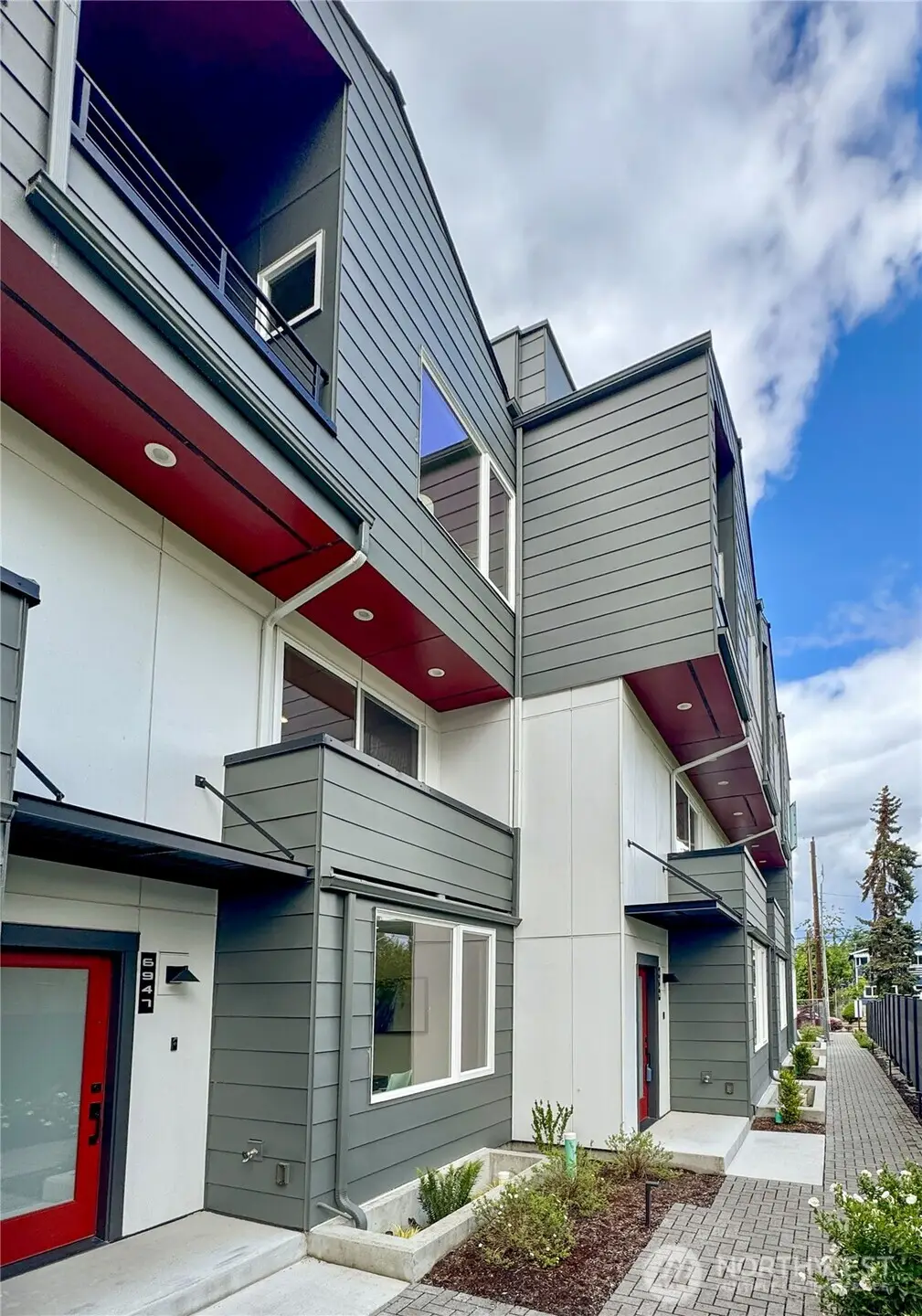 6947 42nd Avenue S, Seattle, WA 98118 - #1