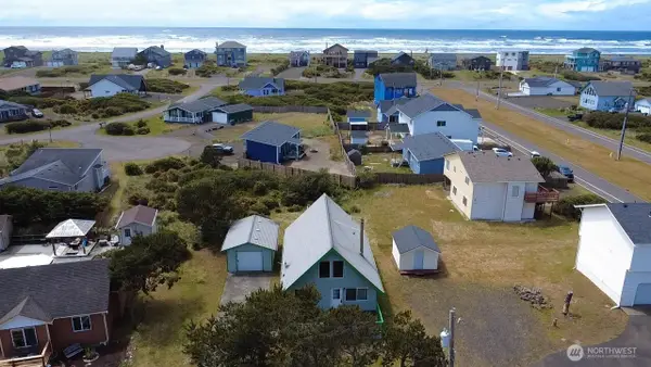 1205 Fairwood Court St Sw, Ocean Shores, WA 98569