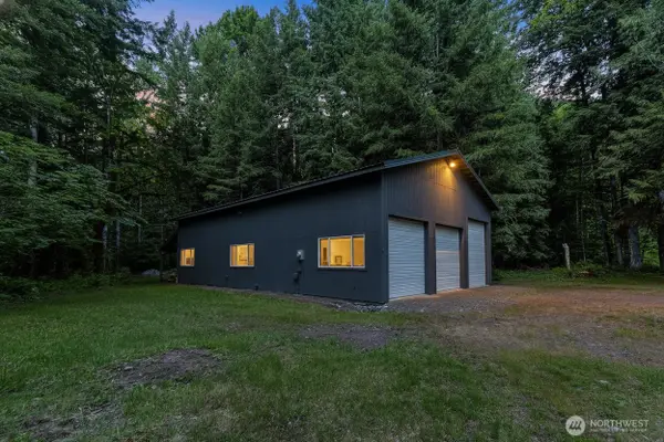 133 Hinkle Tinkle Lane, Packwood, WA 98361