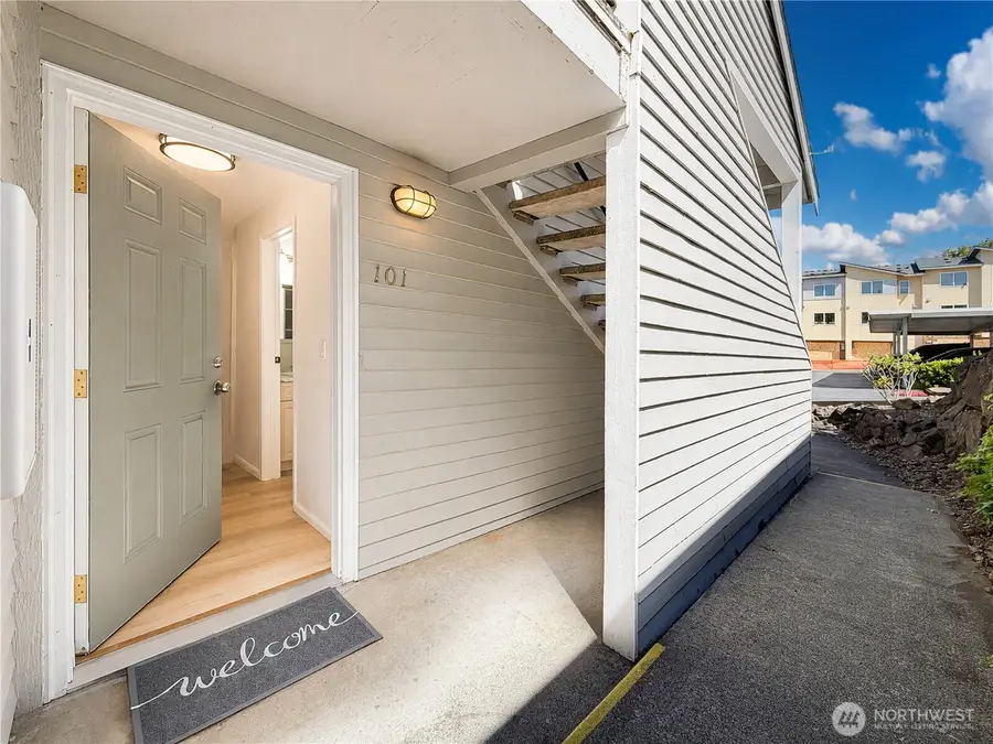 1626 Grant Avenue S #E101, Renton, WA 98055 - #2