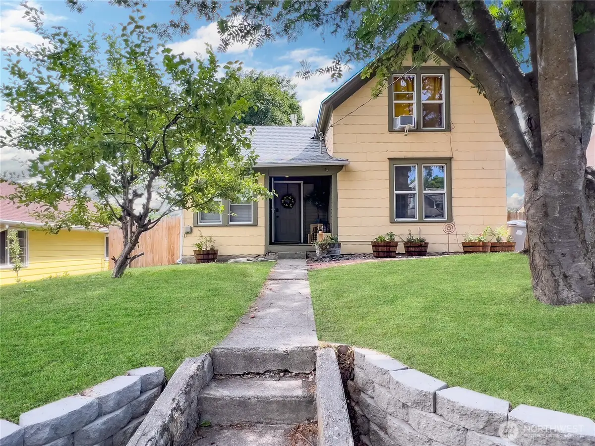 321 NW Harrison Street, Pullman, WA 99163 - #1