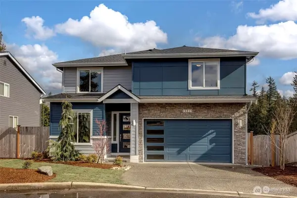 19217 8th Avenue W, Lynnwood, WA 98036