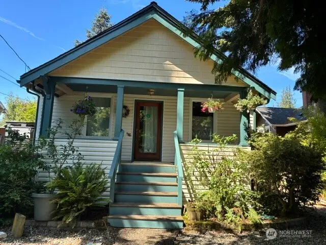 8045 26th Avenue Nw, Seattle, WA 98117 - #1