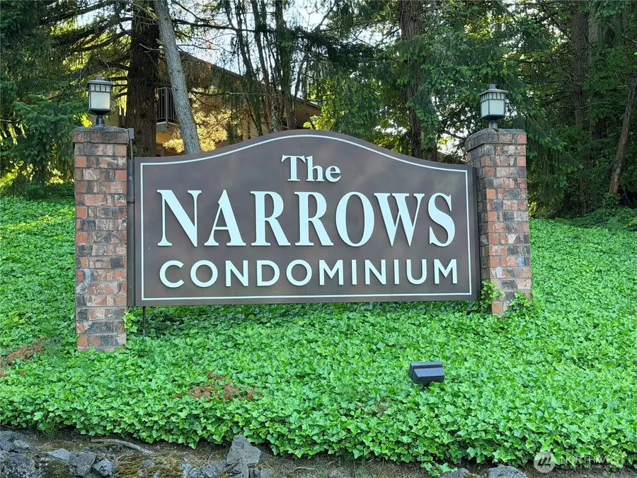 3590 Narrows View Lane Ne #102, Bremerton, WA 98310 - #2