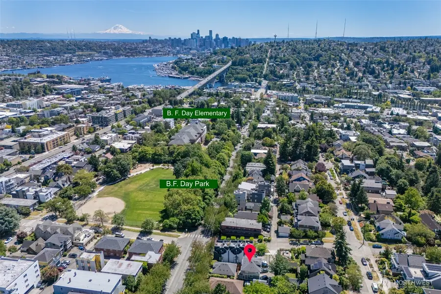 4105 Fremont Avenue N #A, Seattle, WA 98103 - #2