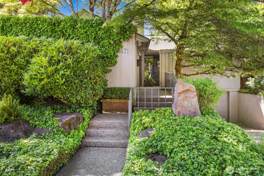 1871 40th Avenue E, Seattle, WA 98112 - #2