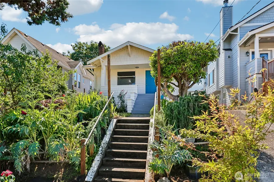 4055 Latona Avenue Ne, Seattle, WA 98105 - #2
