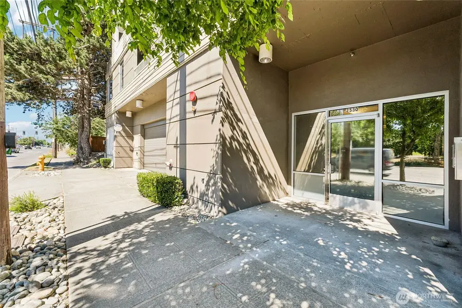 2530 15th Avenue W #401, Seattle, WA 98119 - #2