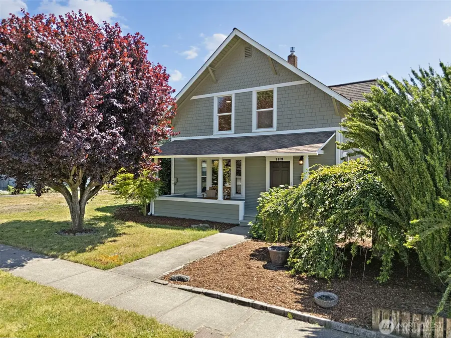 1118 Thompson Street, Sumner, WA 98390 - #2