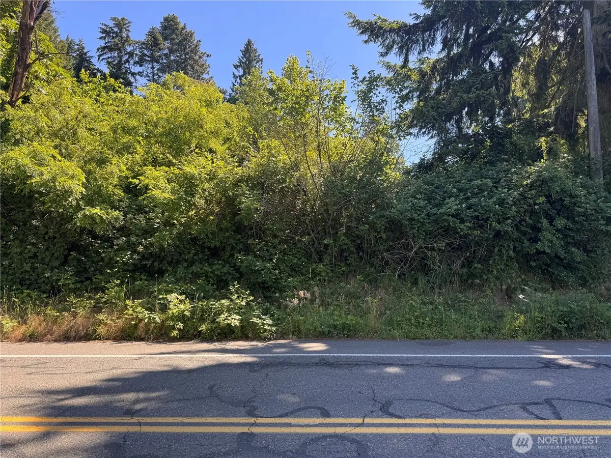 124 8th Avenue S, Burien, WA 98168 - #1