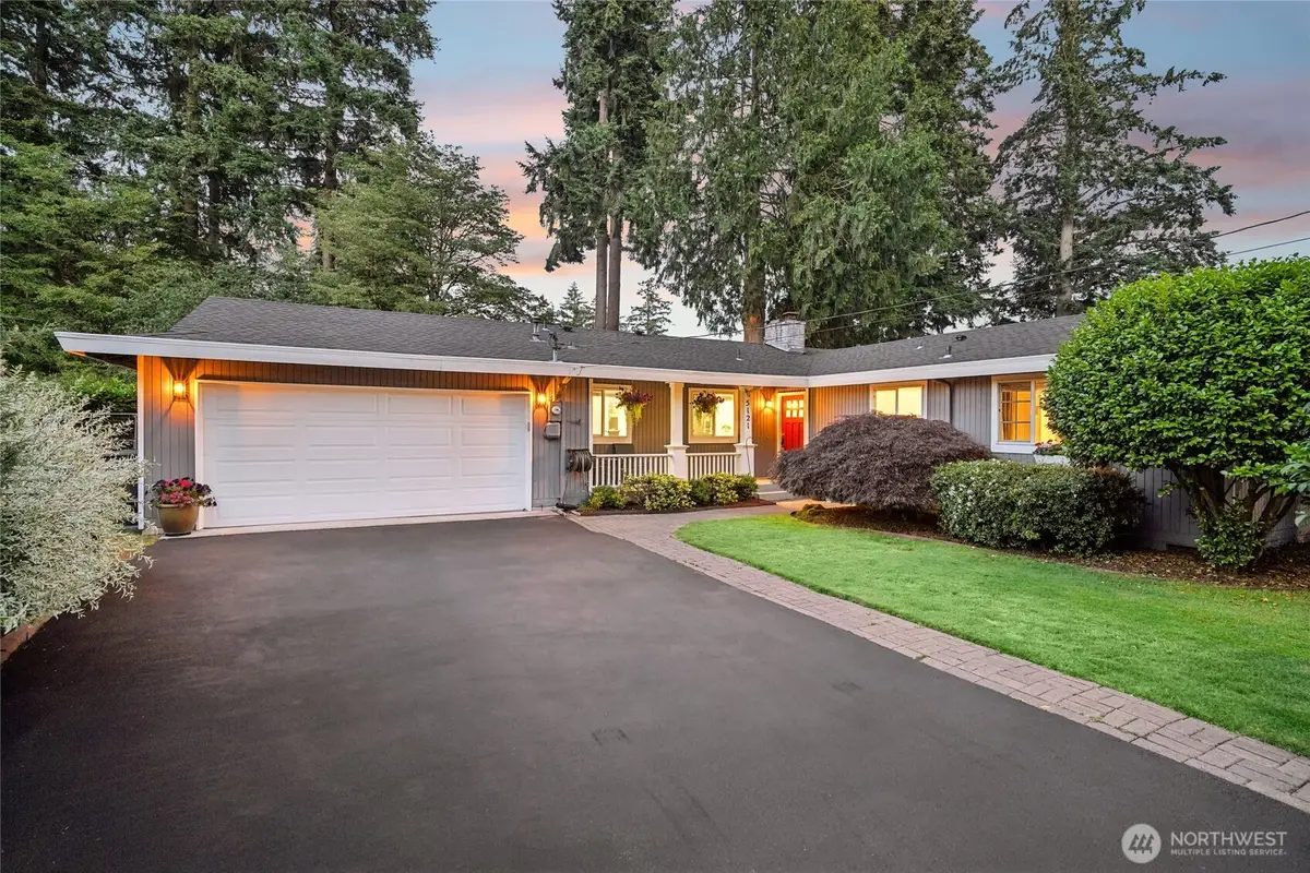 5121 Sunset Drive W, University Place, WA 98467 - #1