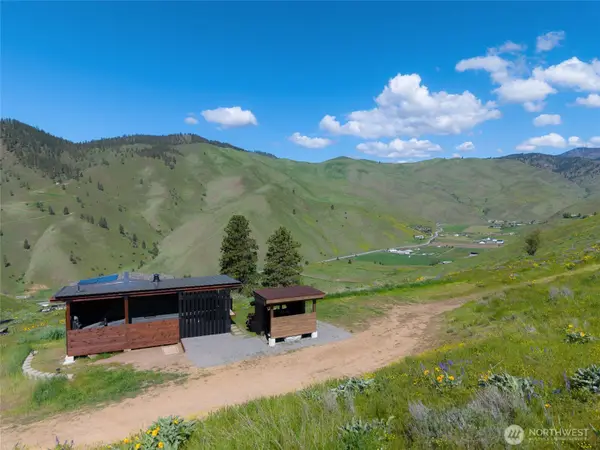 6993 Nahahum Canyon Road, Cashmere, WA 98815