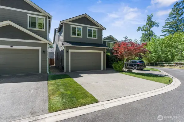 16208 78th Avenue Ct E, Puyallup, WA 98375