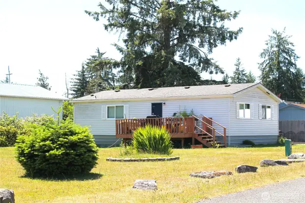 279 W Oregon Avenue, Westport, WA 98595