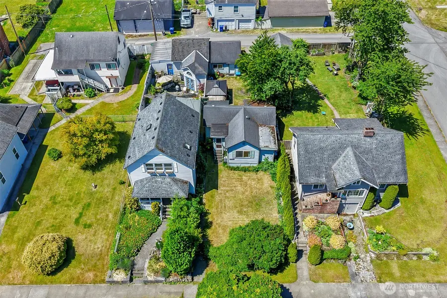 2512 Cedar Street, Everett, WA 98201 - #3
