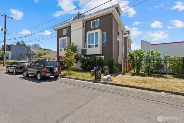513 S Sullivan Street, Seattle, WA 98108