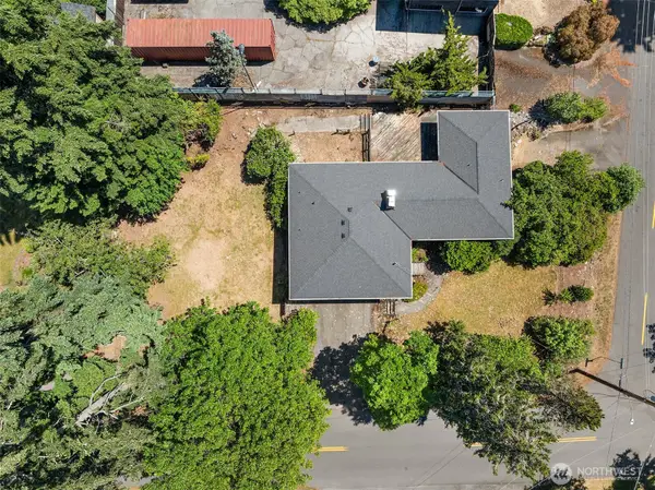 8725 Maple Lane, Edmonds, WA 98026