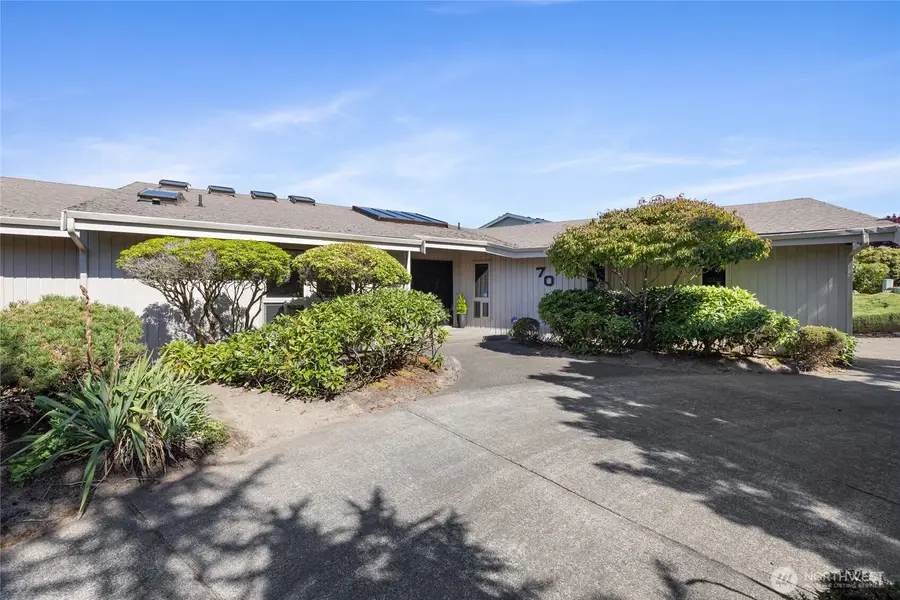 70 Hewitt Drive, Steilacoom, WA 98388 - #3